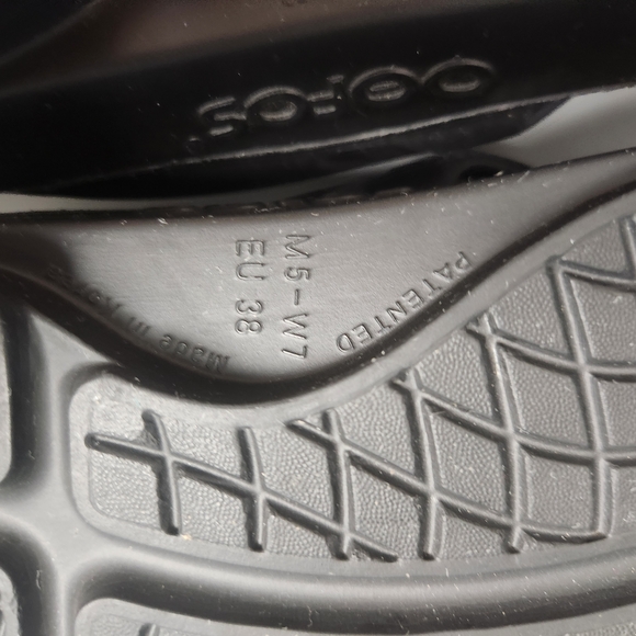 Oofos Black Flip Flops Unisex Recovery - Picture 5 of 5